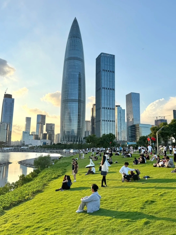 Urban Green Space in Shenzhen Talent Park