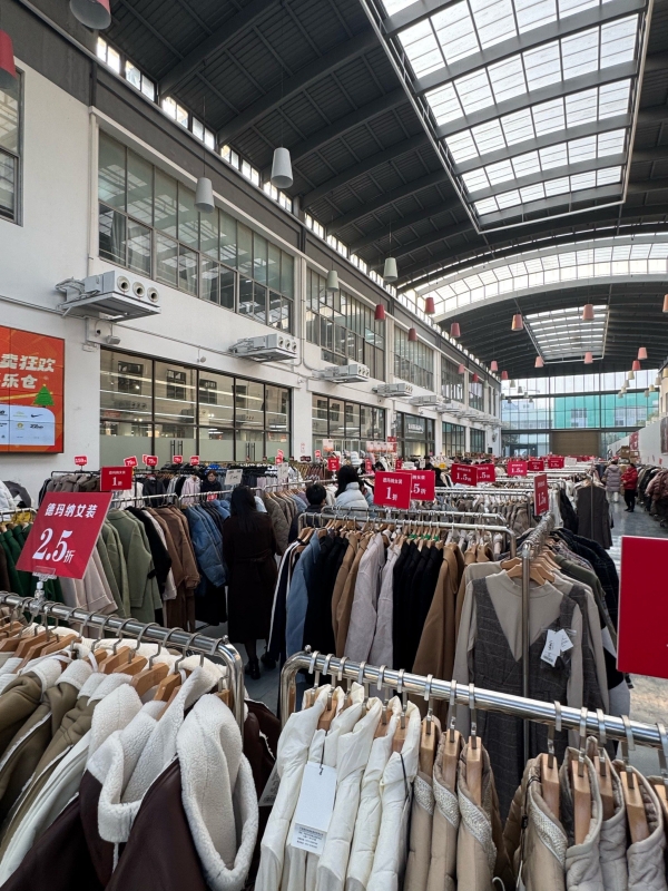 Shenzhen North Station Clothing Wholesale Market