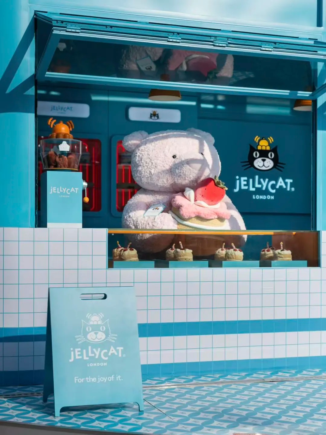 The Jellycat Café