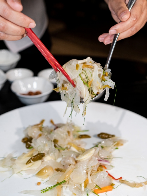 Raw Fish Slices (Yu Sheng)