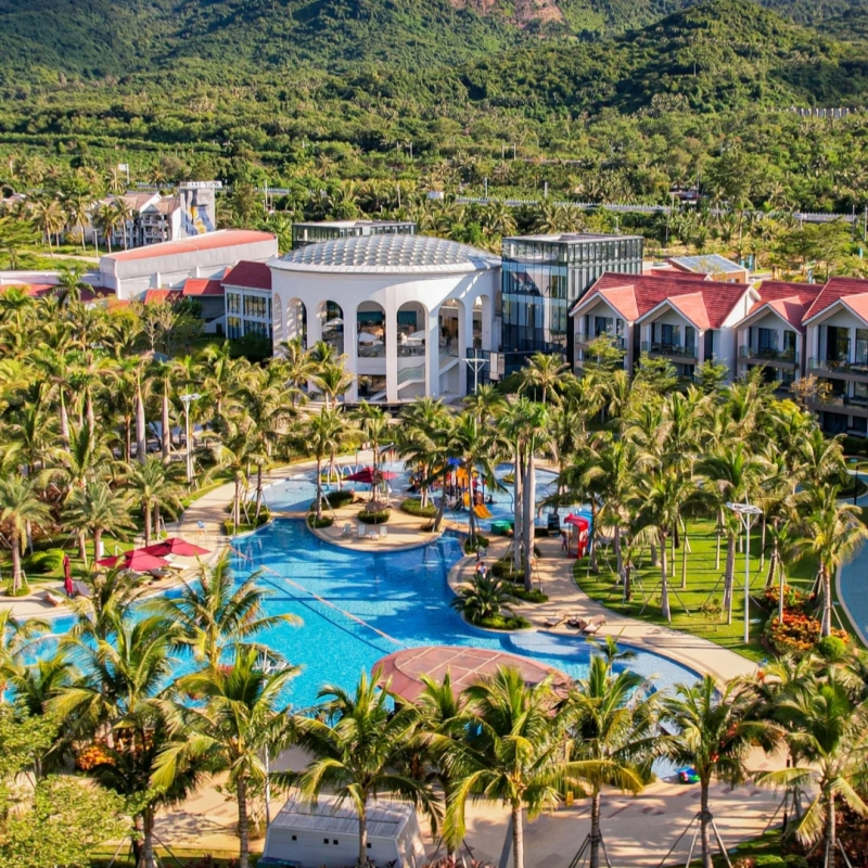 Eco Resort by Wuzhi Mountain