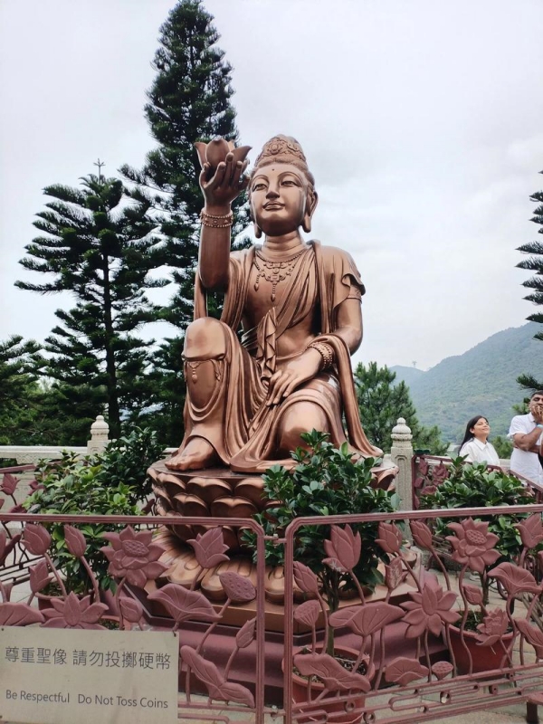 Bodhisattvas and Divine Generals