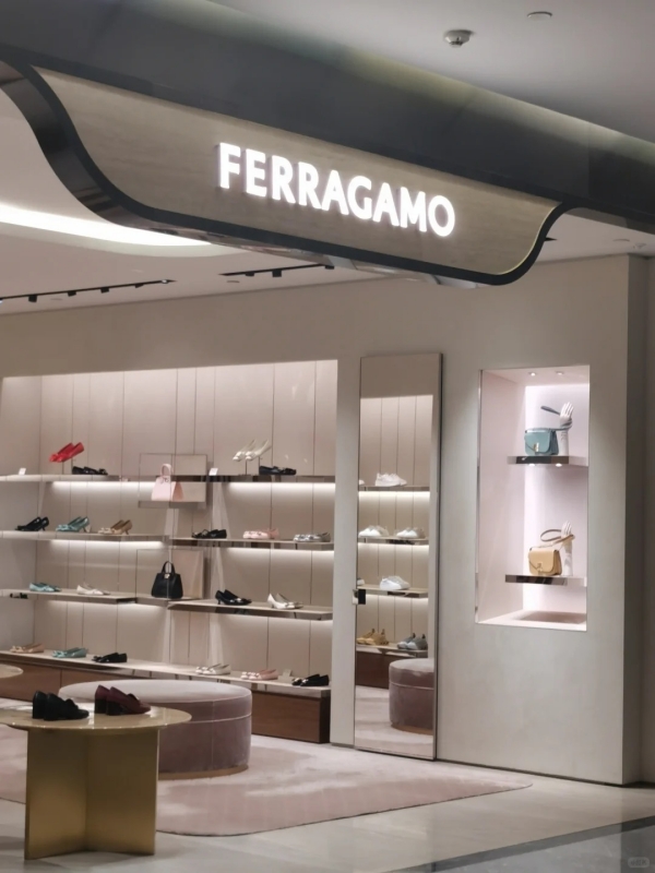FERRAGAMO