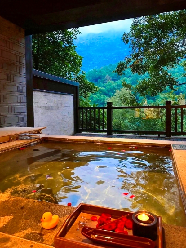 Bathhouse Spring Pool