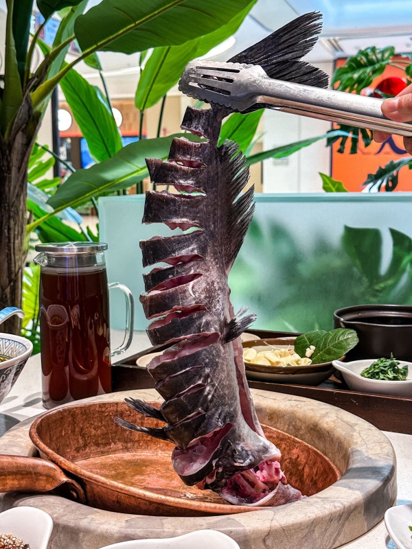 Old Street Grilled Jialing River Fish