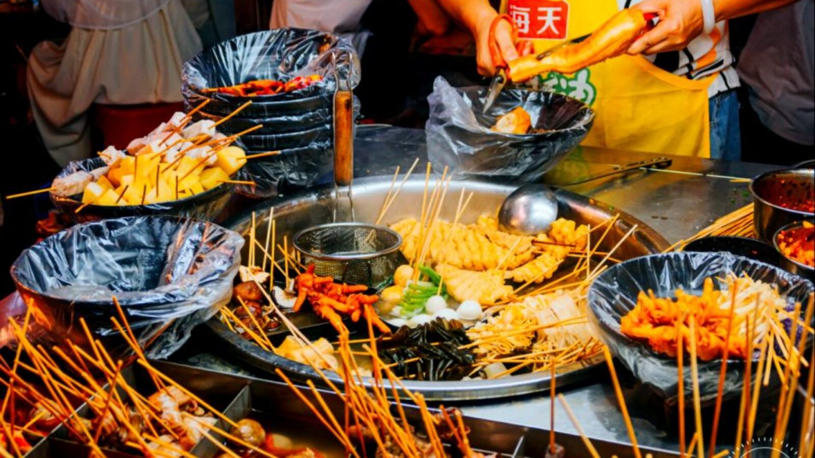 Huadong Night Market Shenzhen