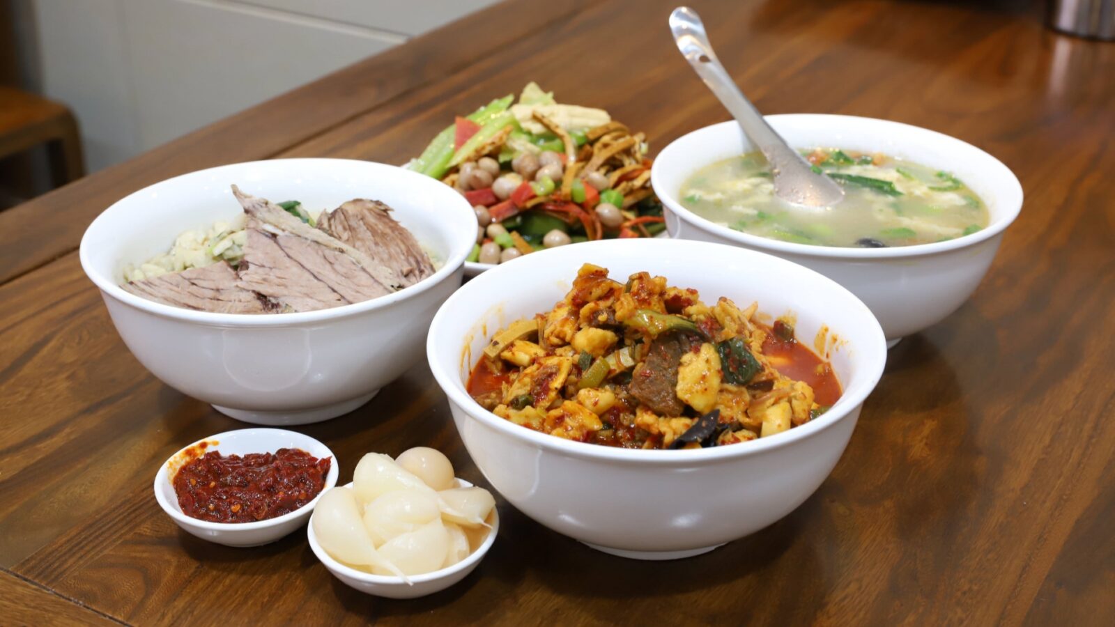 Halal Food at Muslim Quarter