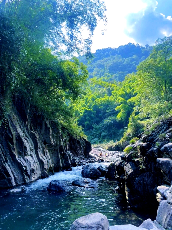 Longmen Mountain