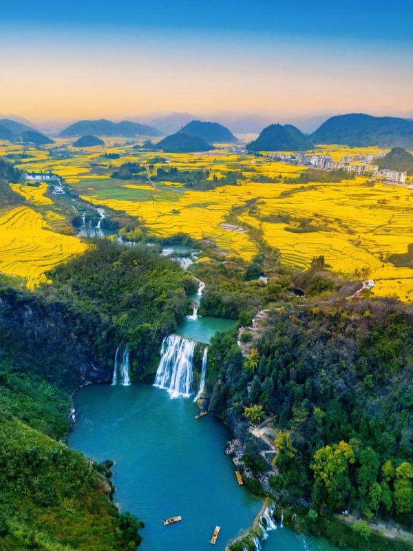 Luoping County, Yunnan, China