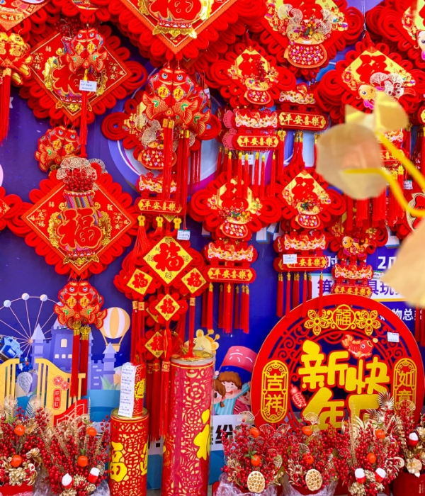 Color Red and the Chinese New Year Tradition