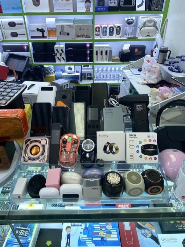 Electronics and Modern Tech Items
