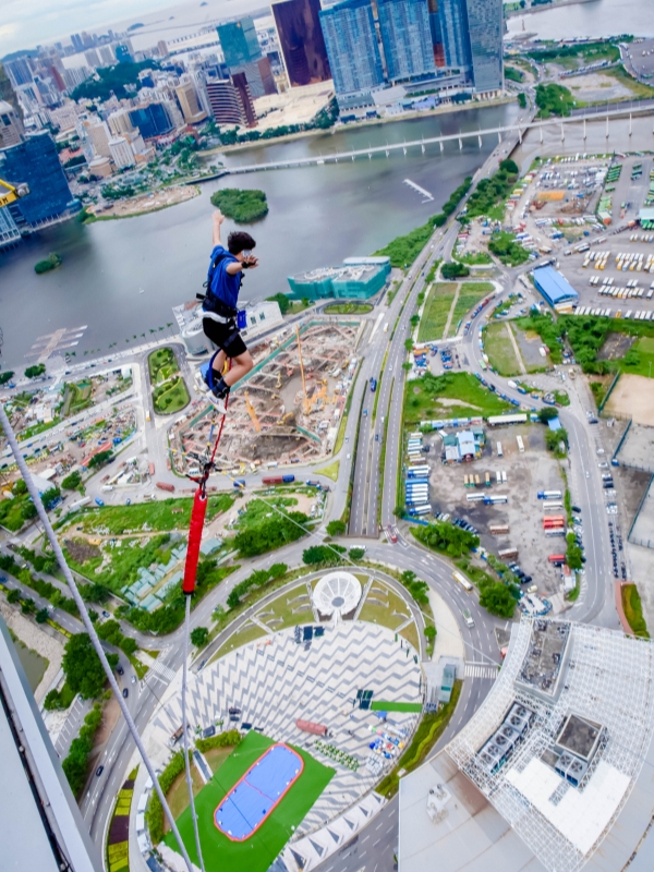 Bungee Jump & SkyJump