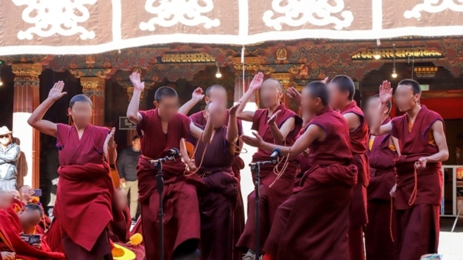 Dalai Lama Lineage