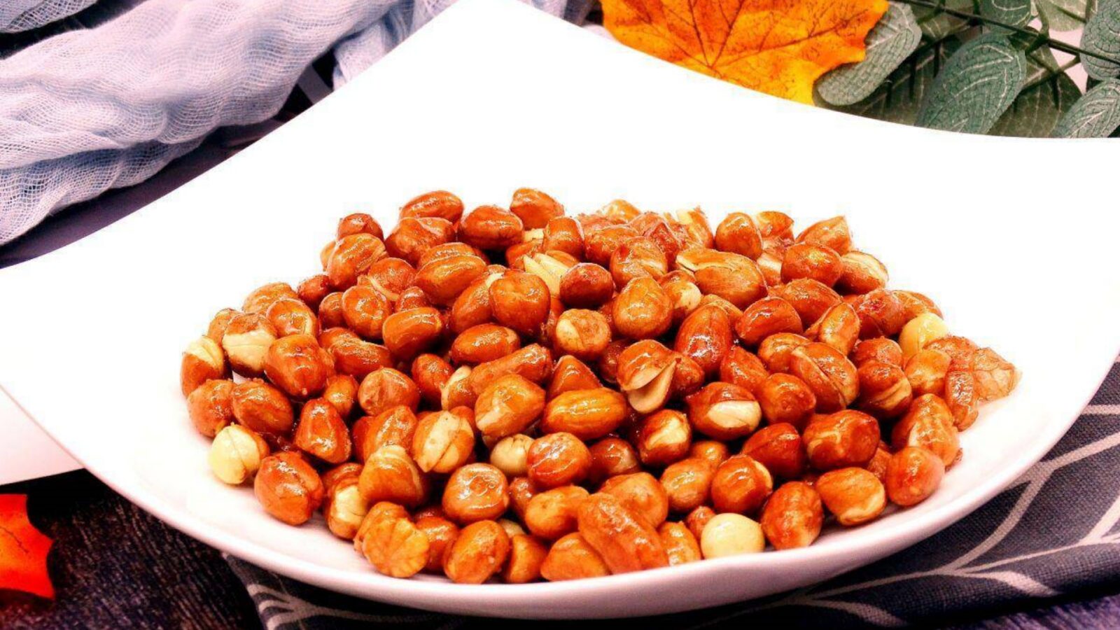 Food Pairings and Snacks to Drink With