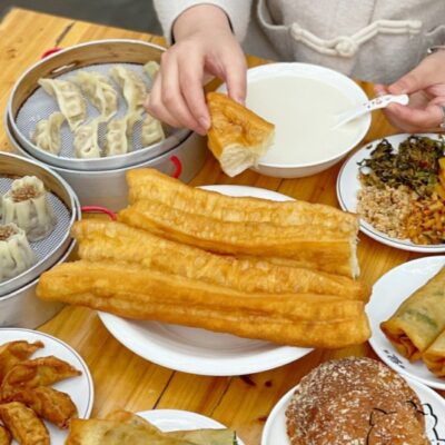 What Chinese People Have for Breakfast