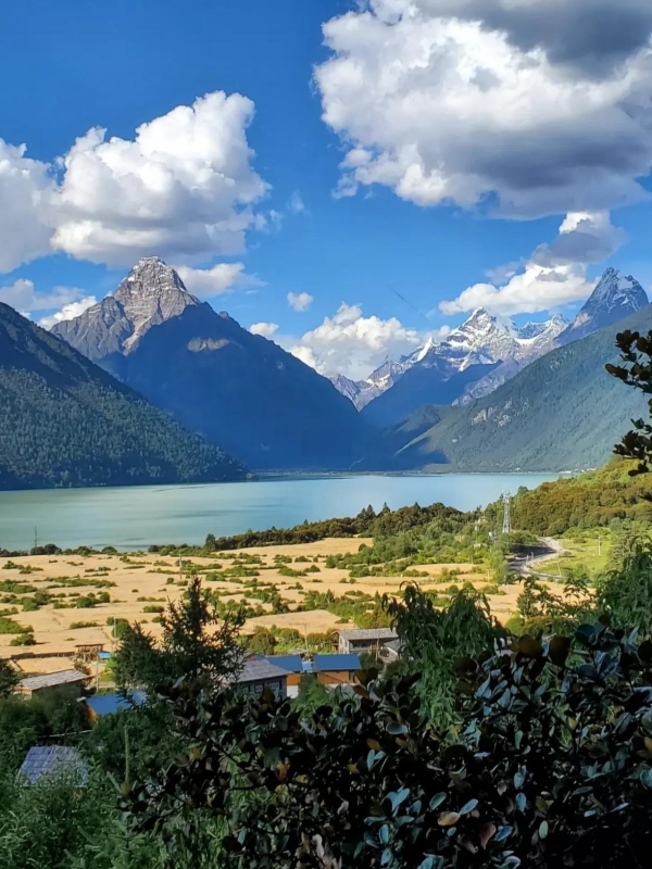Basum Lake (Basum Tso)