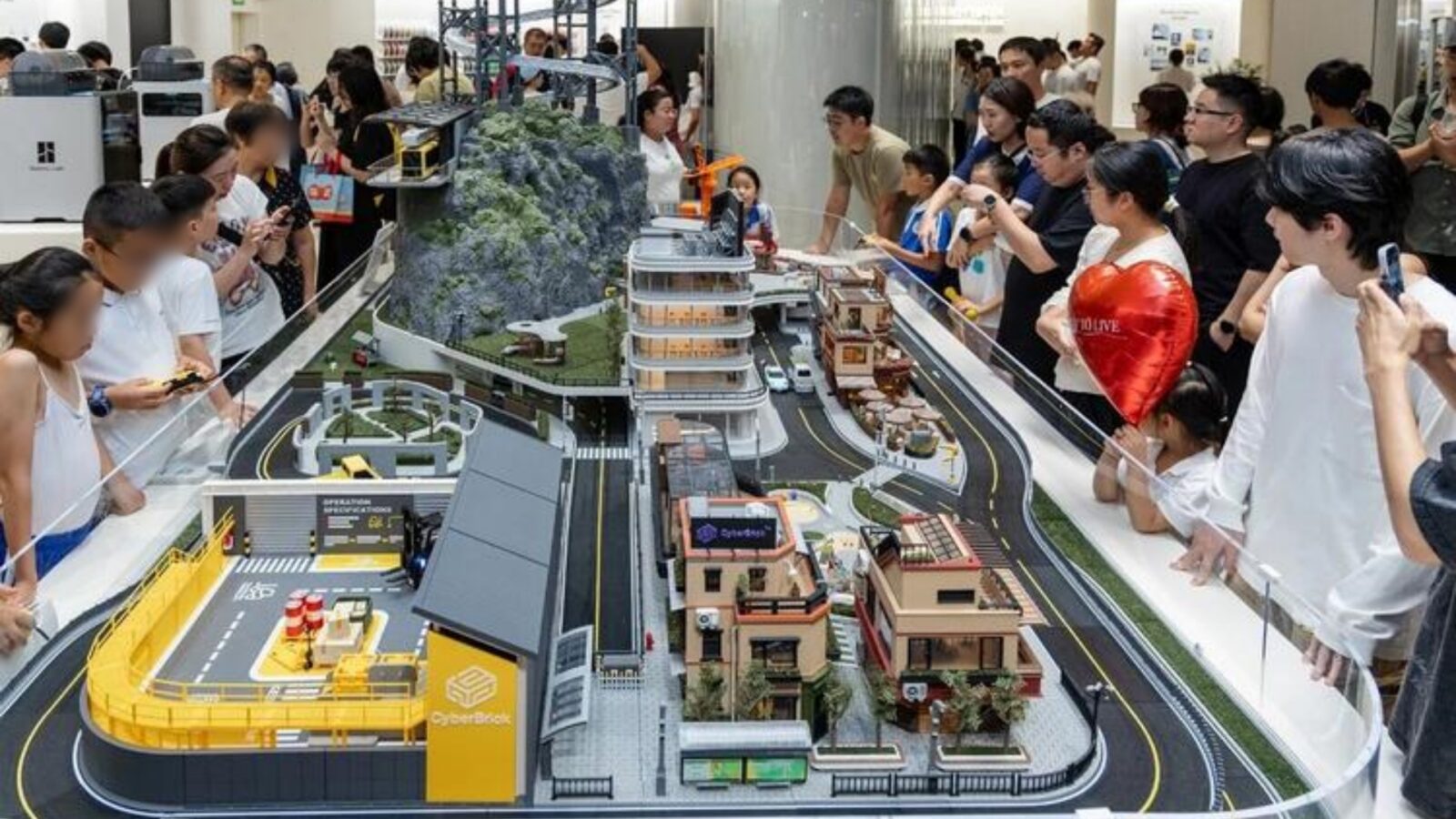 Bambu Lab Flagship Store in Shenzhen