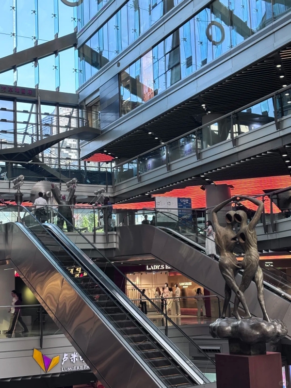 Architecture and Art at Parkview Green